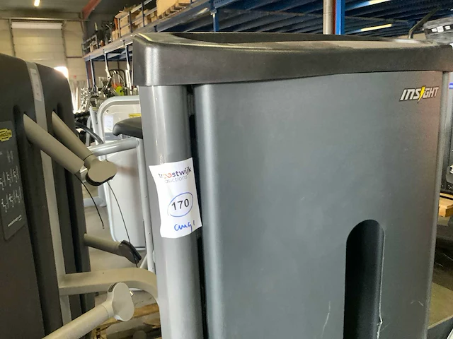 Insight - commercial - lowerback - power station - afbeelding 2 van  5