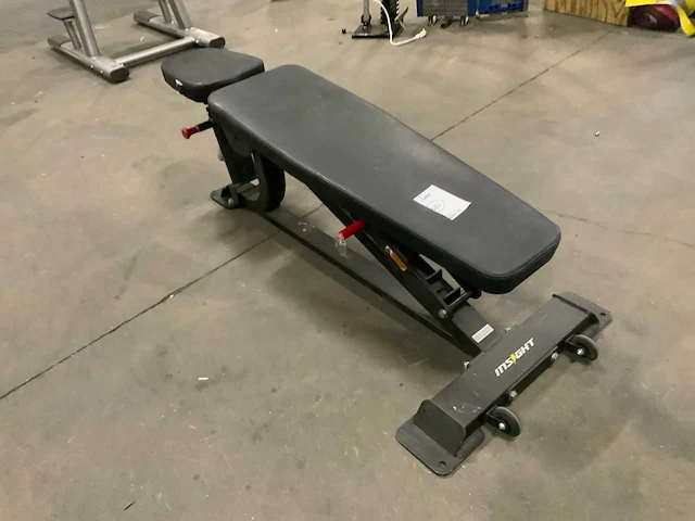 Insight adjustable bench krachtstation - afbeelding 2 van  5