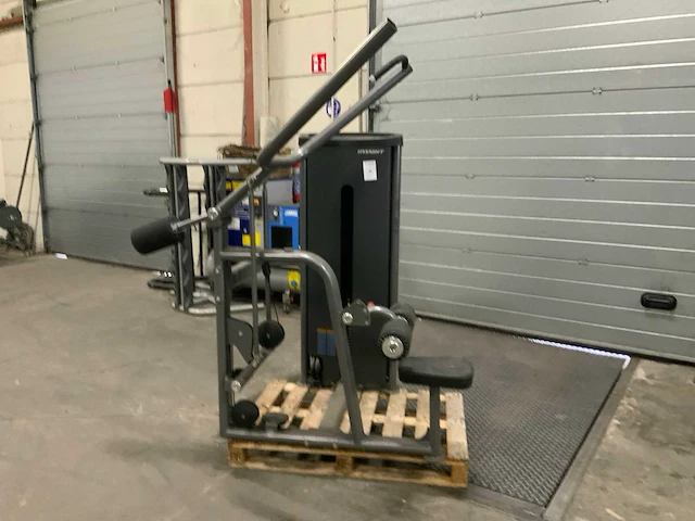 Insight commercial pull down krachtstation - afbeelding 1 van  5