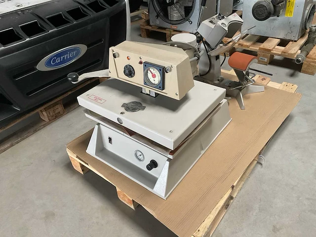 Insta heat seal machine voor t-shirt en pet - afbeelding 1 van  8