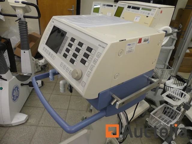 Intensive care ventilator draeger evita 2 dura - afbeelding 1 van  9