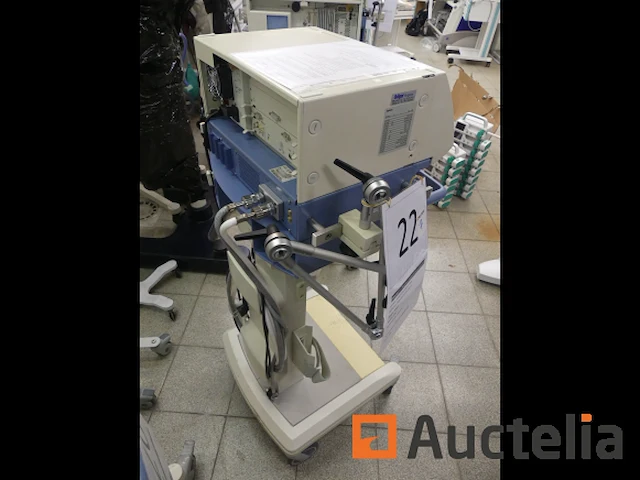 Intensive care ventilator draeger evita 2 dura - afbeelding 7 van  9