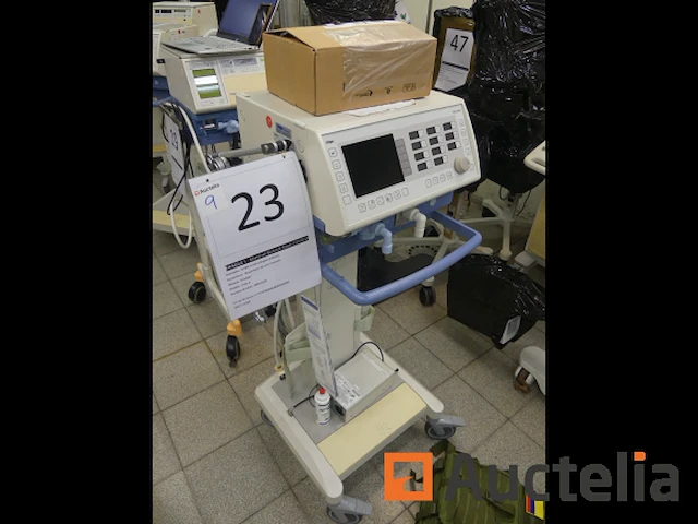 Intensive care ventilator draeger evita 2 dura - afbeelding 1 van  10