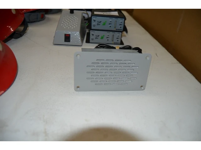 Intercom contacta: 2 contacta sts-a31, 1 speaker, 1 microfoon met speaker - afbeelding 4 van  5