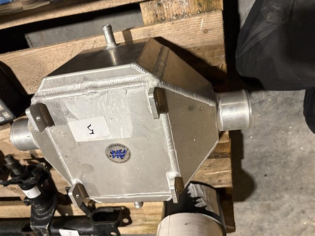 Intercooler - afbeelding 1 van  3