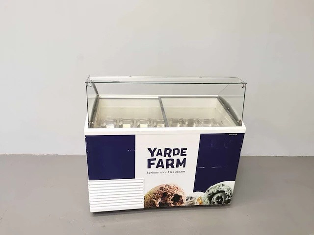 Interlevin - slant510 - ijsvitrine vriezer - afbeelding 1 van  3