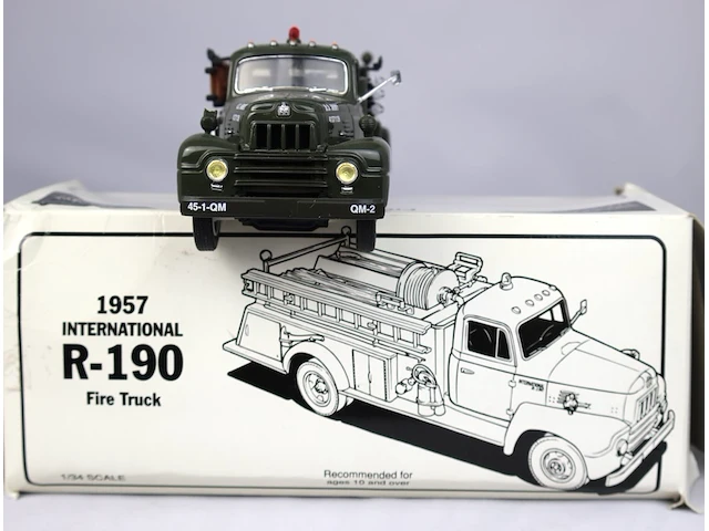 International 1957 us army (100) - afbeelding 2 van  2