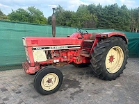 International harvester 644f tweewielaangedreven landbouwtractor - afbeelding 1 van  18