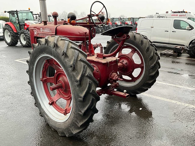 International m - oldtimer tractor- 1949 - afbeelding 12 van  18
