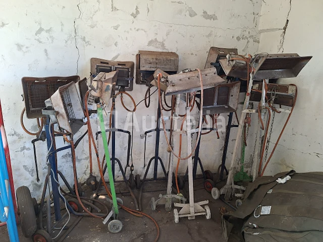 [interne ref: nn012] 14 gasradiatoren - afbeelding 1 van  1