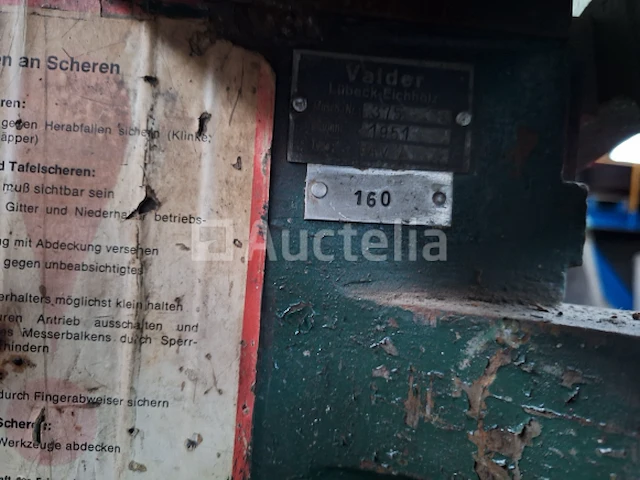 [interne ref: nn013] 2 tafels met handmatige schaar - afbeelding 4 van  8
