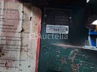 [interne ref: nn013] 2 tafels met handmatige schaar - afbeelding 4 van  8