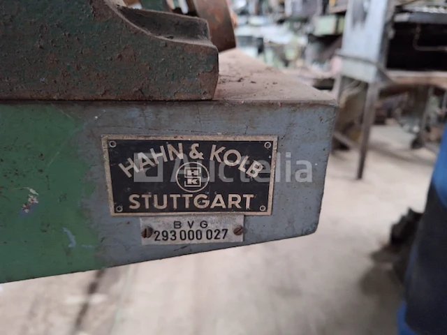 [interne ref: nn013] 2 tafels met handmatige schaar - afbeelding 6 van  8