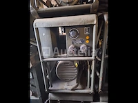 [interne ref: s1467] 6 oude militaire generatorset siemens 1150x480x720mm - afbeelding 2 van  6