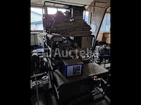 [interne ref: s1467] 6 oude militaire generatorset siemens 1150x480x720mm - afbeelding 4 van  6