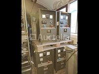 [interne ref: s2526] 10 oude frako militaire batterijladers 24v, 150amp max, 380vprimair - afbeelding 1 van  6