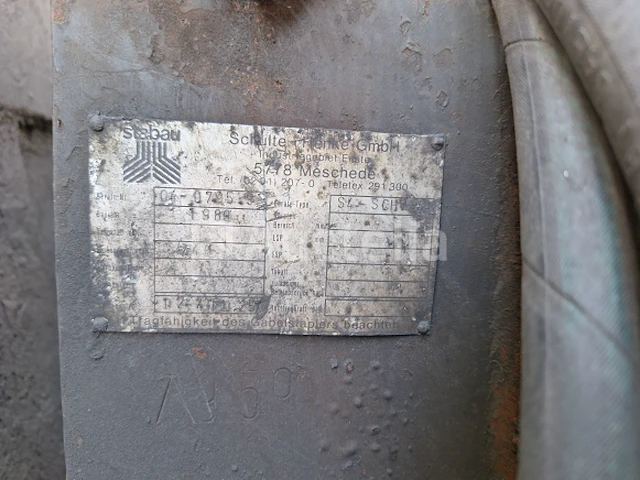 [interne referentie: nn002] vorkheftruck graafmachine - afbeelding 1 van  4