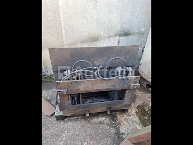 [interne referentie: nn002] vorkheftruck graafmachine - afbeelding 4 van  4