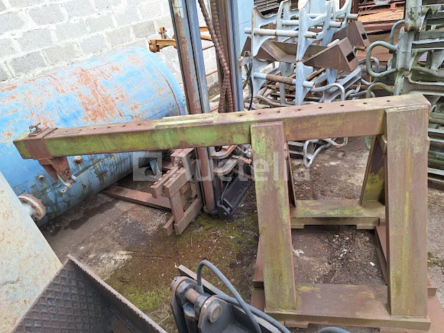 [interne referentie: nn008] vorkheftruck arm - afbeelding 1 van  4