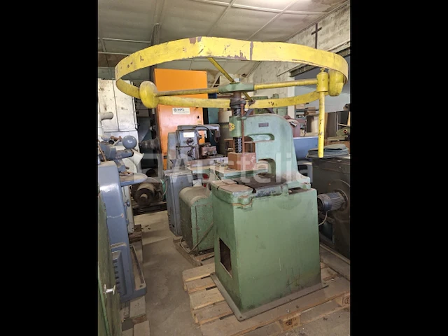 [interne referentie: nn017] handmatig persen - afbeelding 4 van  4