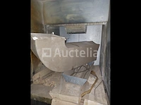 [interne referentie: nn018] kleine spuitcabine - afbeelding 2 van  3