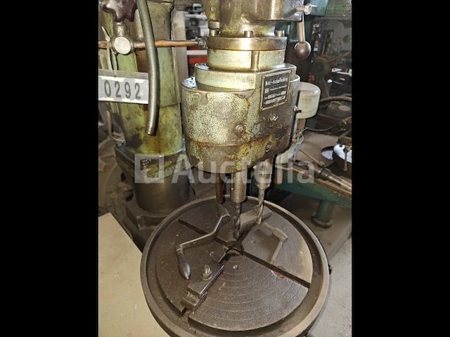 [interne referentie: s0292] boorinstallatie met twee klauwplaten wmw - afbeelding 5 van  8