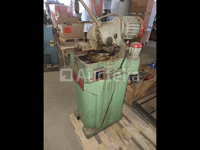 [interne referentie: s0494] cirkelzaag voor ijzer electromecanica diam225mm - afbeelding 3 van  9
