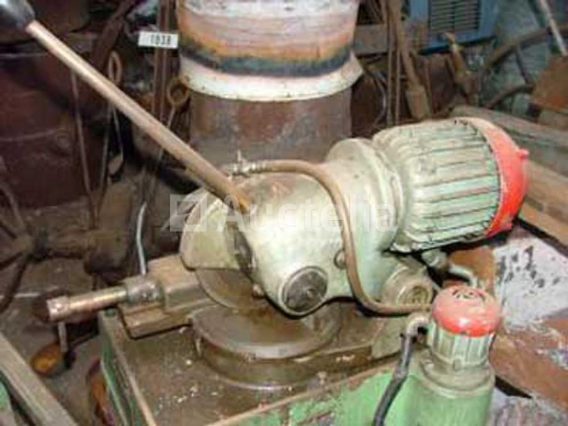 [interne referentie: s0494] cirkelzaag voor ijzer electromecanica diam225mm - afbeelding 6 van  9