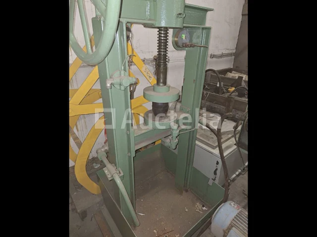 [interne referentie: s1106] apparatuur voor lekproeven - afbeelding 3 van  4