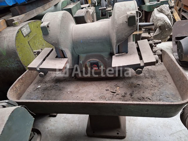 [interne referentie: s1375] gereedschapsslijpframe met pomp 2 elbtalwerke slijpschijven - afbeelding 3 van  8