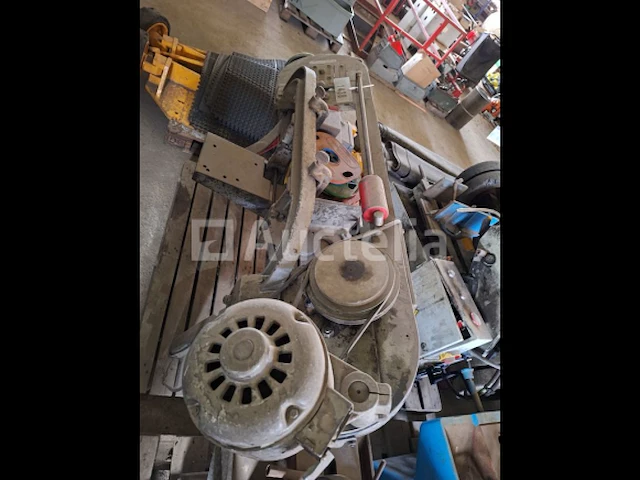 [interne referentie: s1438] well/usa kleine horizontale band ijzerzaag 3300mm - afbeelding 5 van  6