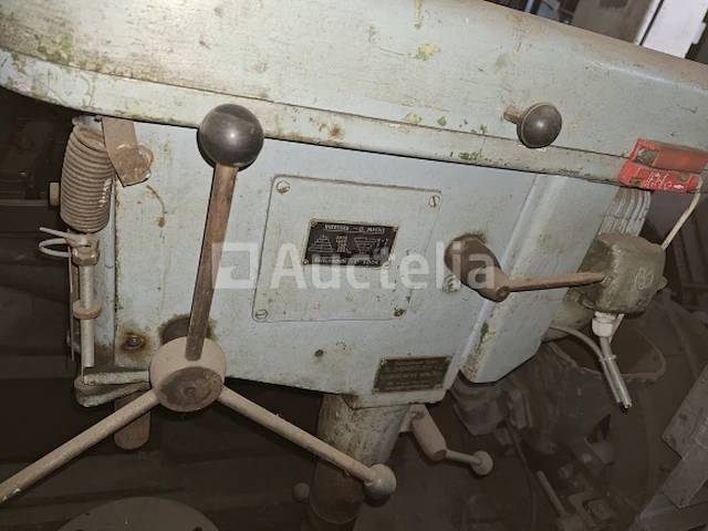 [interne referentie: s1477] kleine kolomboormachine - afbeelding 1 van  6