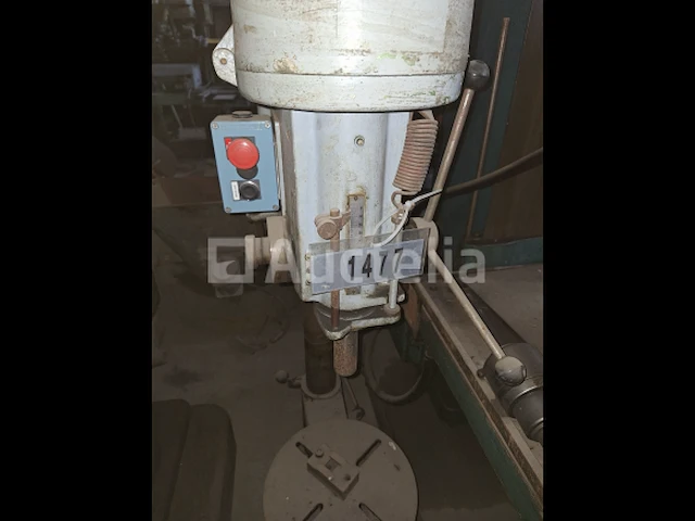 [interne referentie: s1477] kleine kolomboormachine - afbeelding 3 van  6