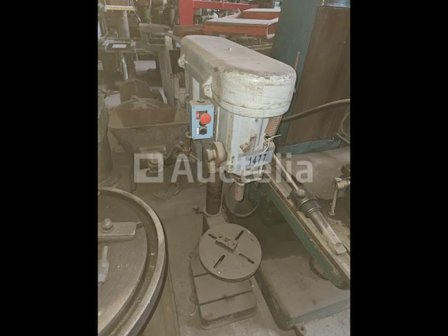 [interne referentie: s1477] kleine kolomboormachine - afbeelding 4 van  6