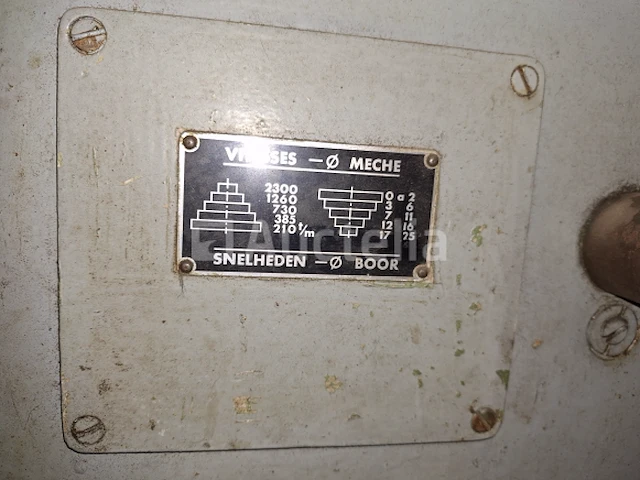 [interne referentie: s1477] kleine kolomboormachine - afbeelding 6 van  6