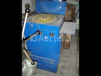 [interne referentie: s1662] herzog 1-schijfs schuurmachine, droog schuren. - afbeelding 2 van  4