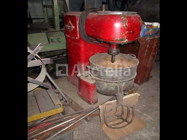 [interne referentie: s1727] alexandre mengkraan, kom ø 410 mm, h. 420 mm - afbeelding 2 van  2