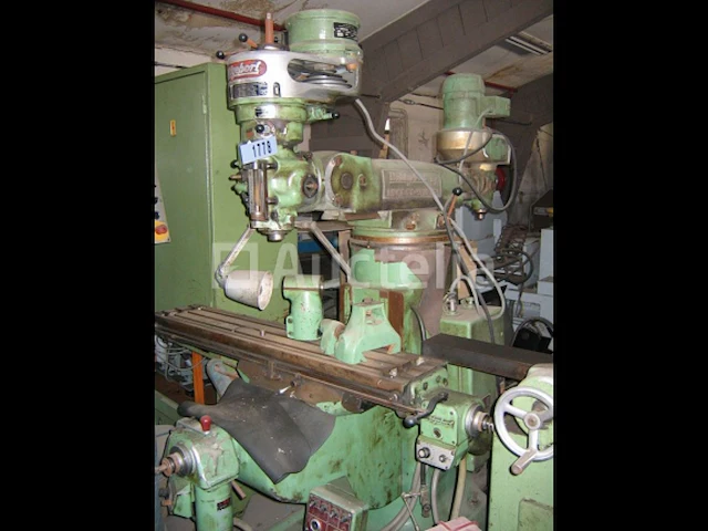 [interne referentie: s1778] bridgeport universele freesmachine - afbeelding 5 van  9