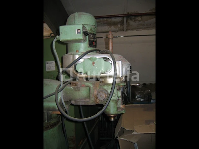 [interne referentie: s1778] bridgeport universele freesmachine - afbeelding 9 van  9