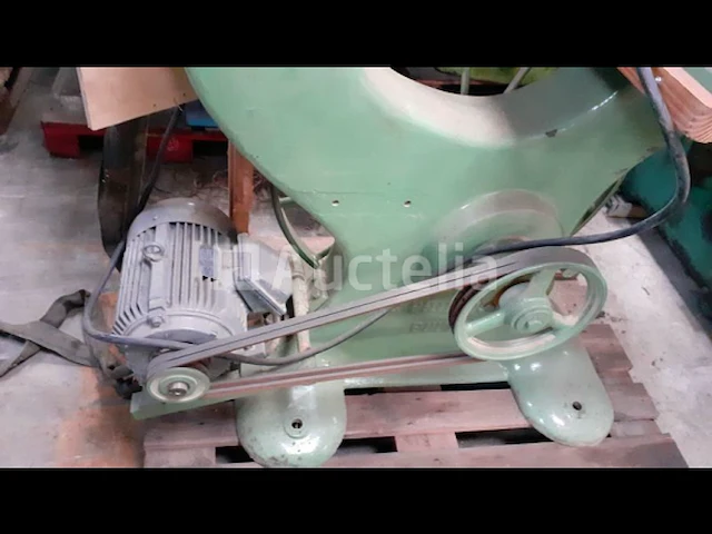 [interne referentie: s2129] verticale lintzaag voor hout - afbeelding 1 van  7