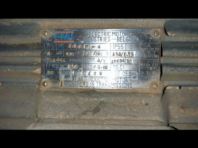 [interne referentie: s2129] verticale lintzaag voor hout - afbeelding 3 van  7