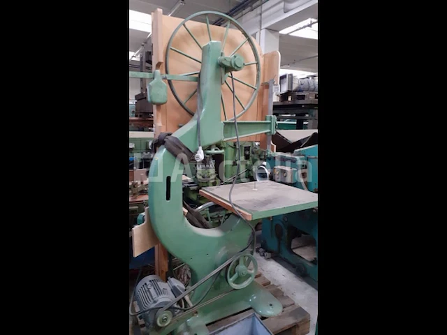 [interne referentie: s2129] verticale lintzaag voor hout - afbeelding 6 van  7