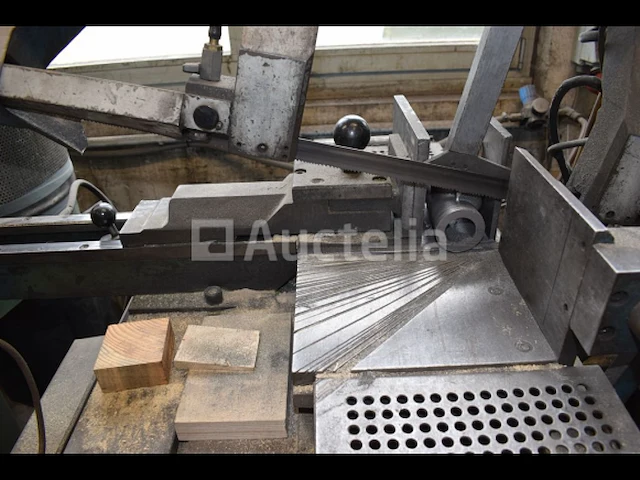 [interne referentie: s2137] jaespa metalen lintzaag - afbeelding 4 van  8