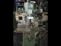 [interne referentie: s3154] freesmachine, kolomboormachine met x-y tafel 670 mm x 240 mm - afbeelding 1 van  4