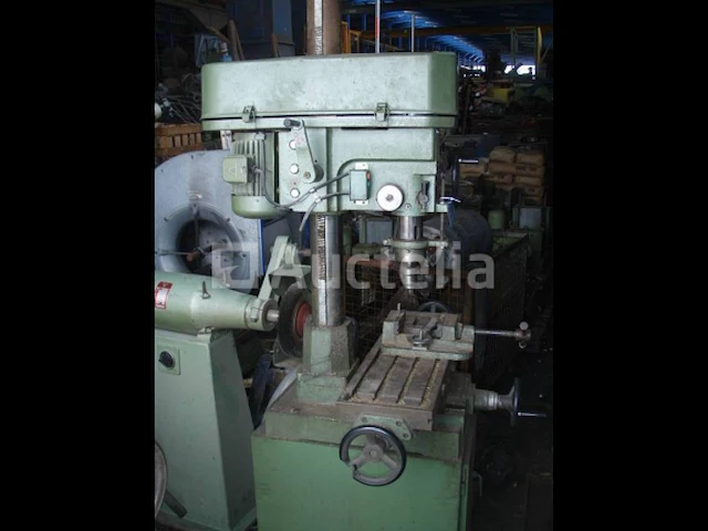 [interne referentie: s3154] freesmachine, kolomboormachine met x-y tafel 670 mm x 240 mm - afbeelding 4 van  4