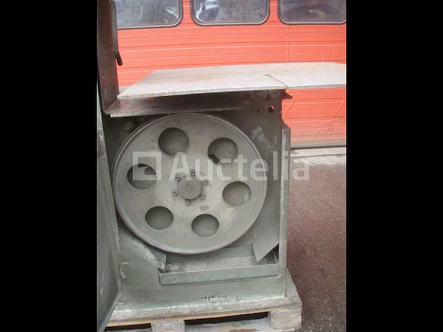 [interne referentie: s3457] verticale lintzaag, metaaloutput 610 mm - afbeelding 9 van  10