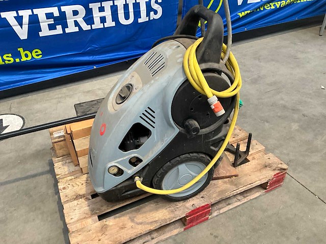 Interpump tx300 hogedrukreiniger - afbeelding 1 van  4