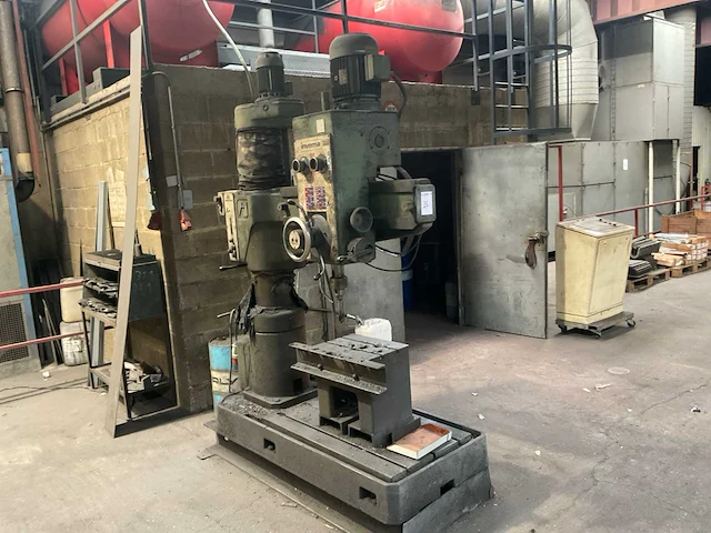 Invema fr 40-1000 kolomboormachine - afbeelding 1 van  12