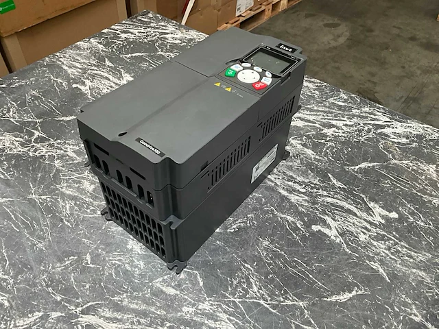 Invt gd350-7r5g/011p-4-ul frequentieregelaar - afbeelding 2 van  7