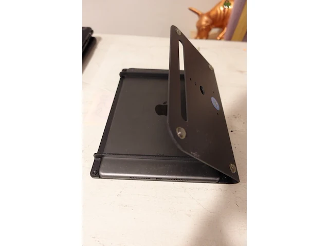 Ipad in houder - afbeelding 3 van  4